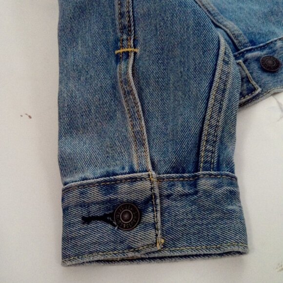 Levi's The Trucker Jacket Stonewash Denim Regular Fit Men's Size Small NWT - Picture 10 of 17